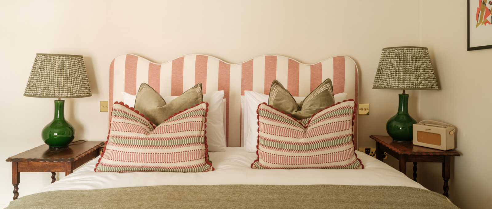 Headboard and bed at The Great Decoy pub